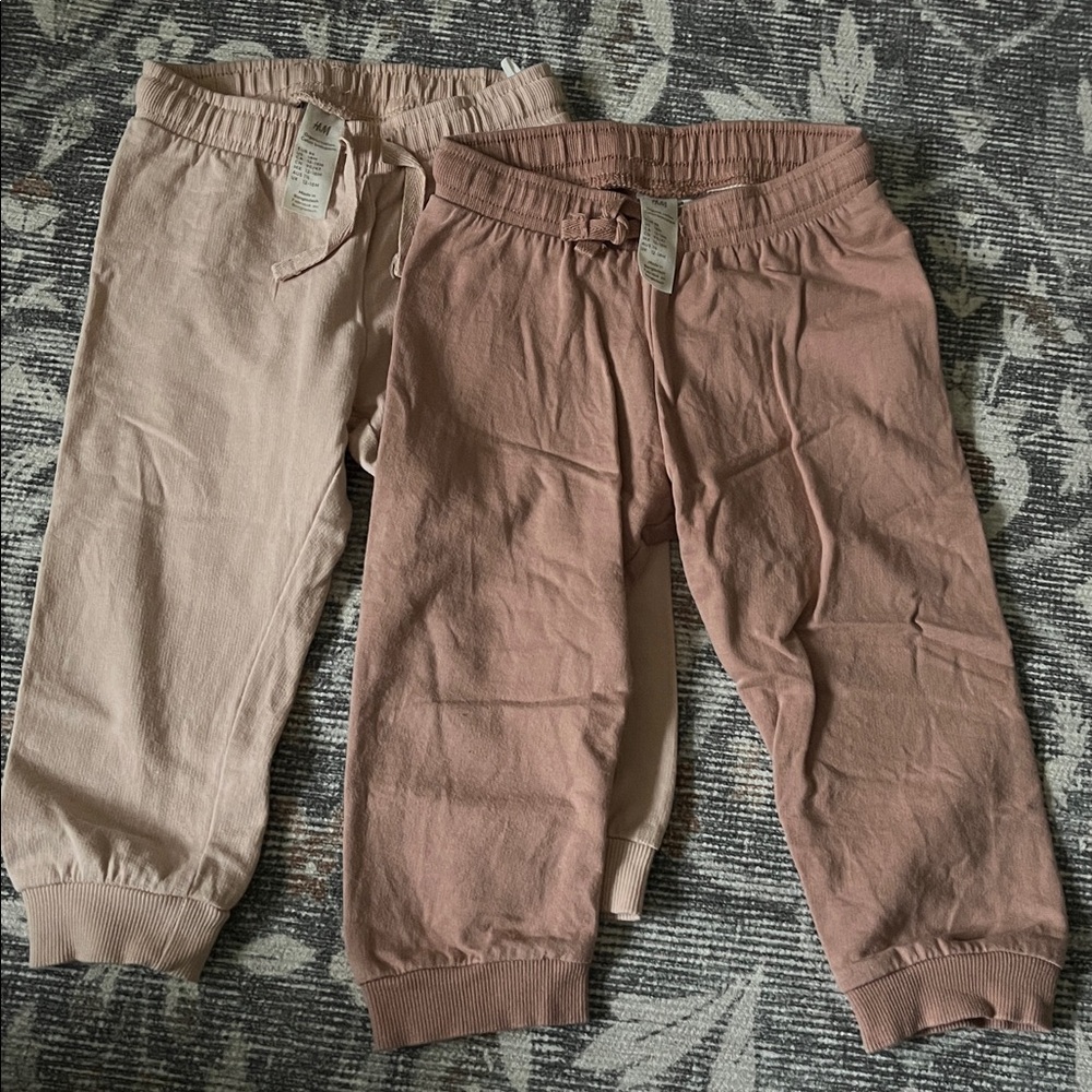Girls 12-18 Month H&M/Carters Fall/Winter Set - Picture 5 of 15